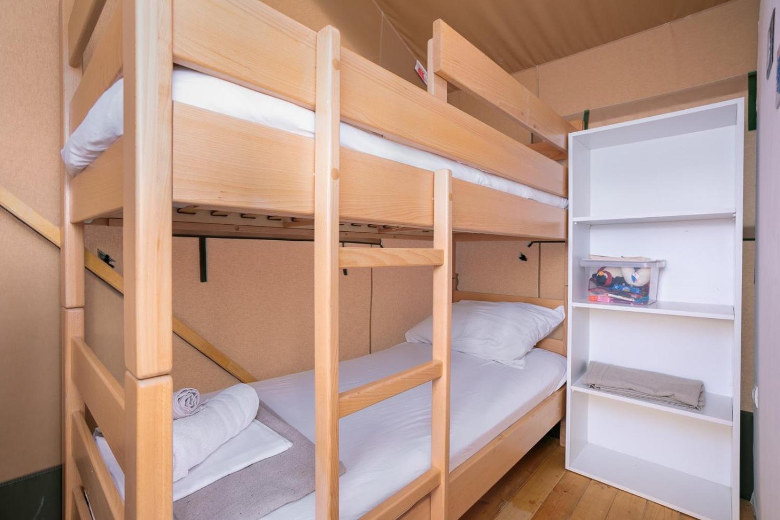 Prima Insula Glamping 호텔 Brusici 외부 사진